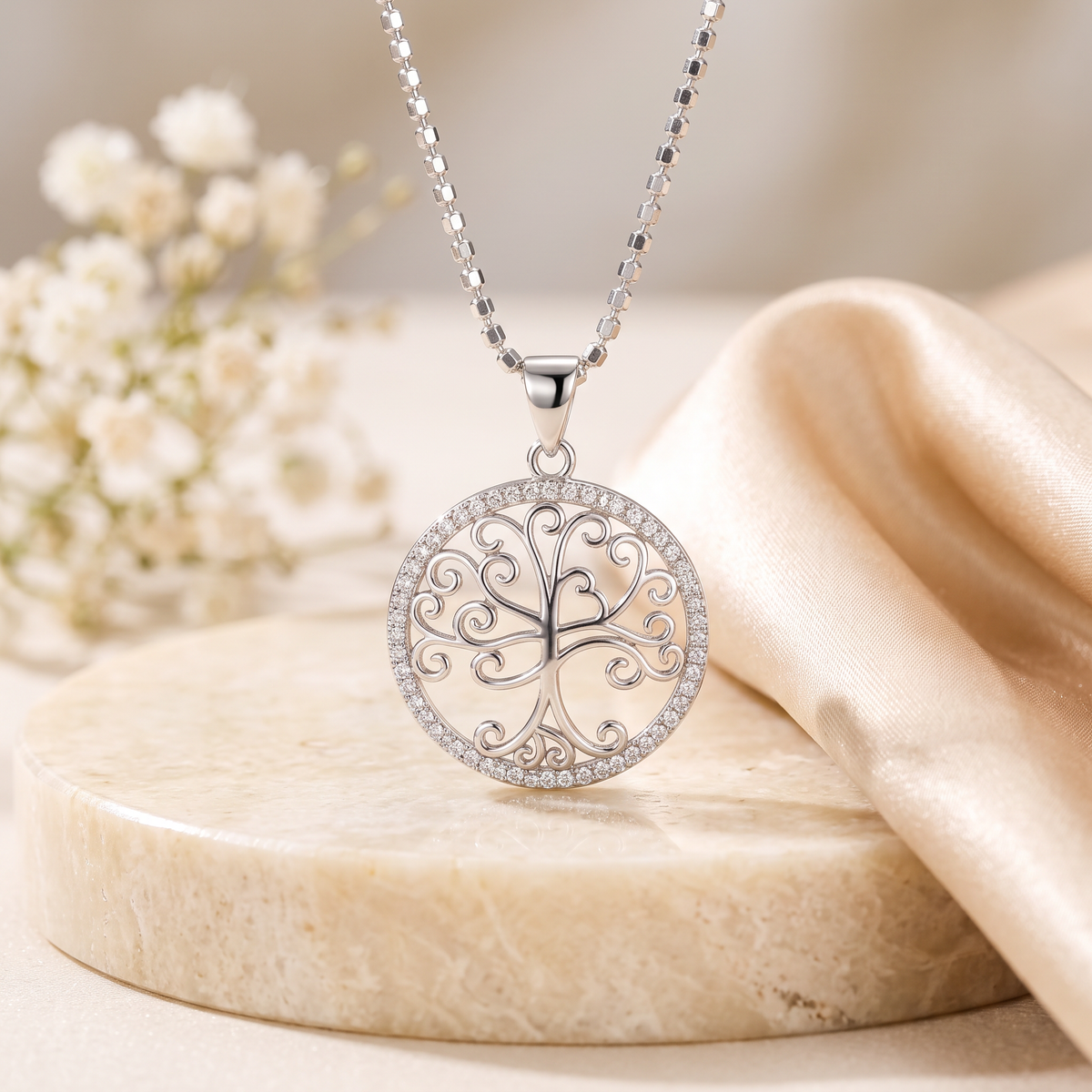Zilverkleurig Levensboom Collier met Zirkonia